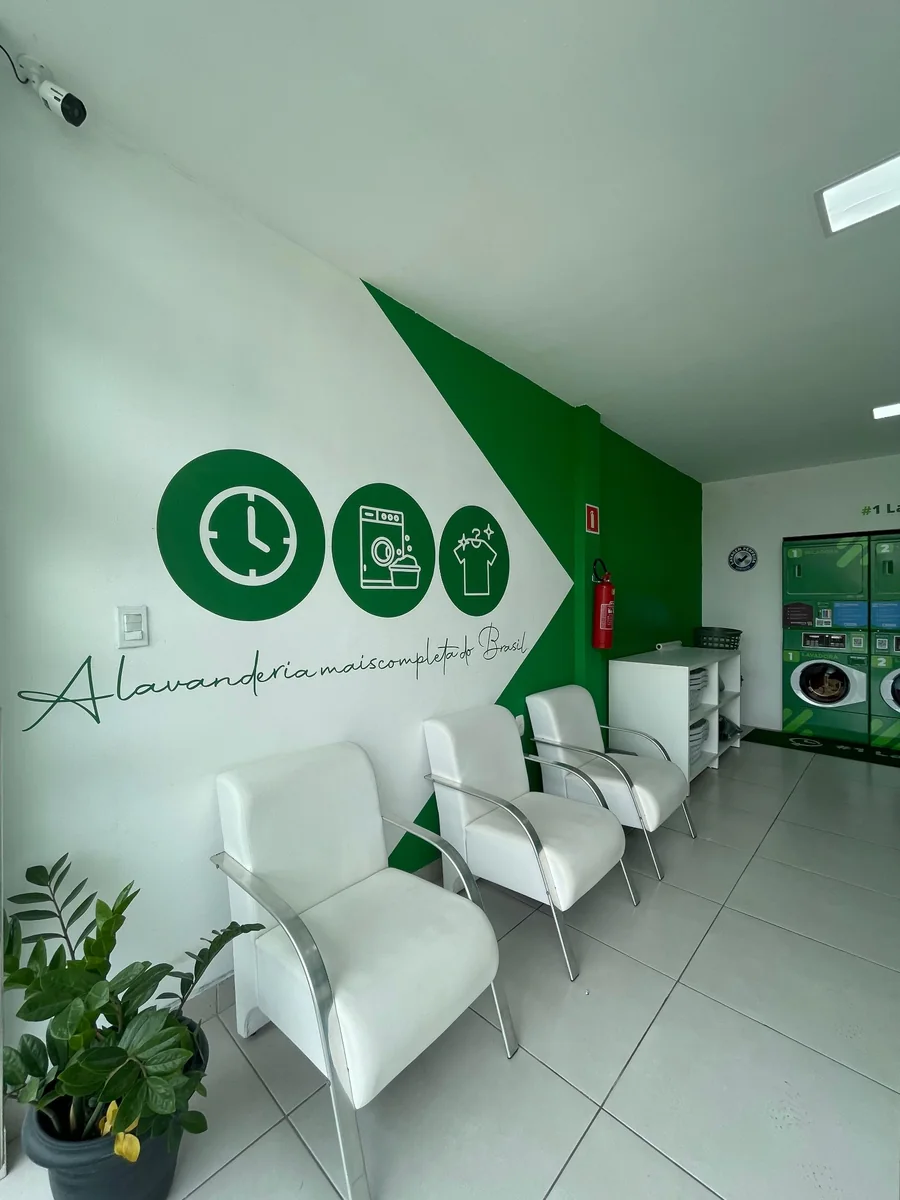 Quanto tempo demora para lavar e secar roupas?